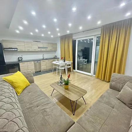 Muric Apartman 7 *