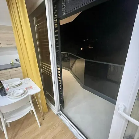 Muric Apartman 7 아파트 *